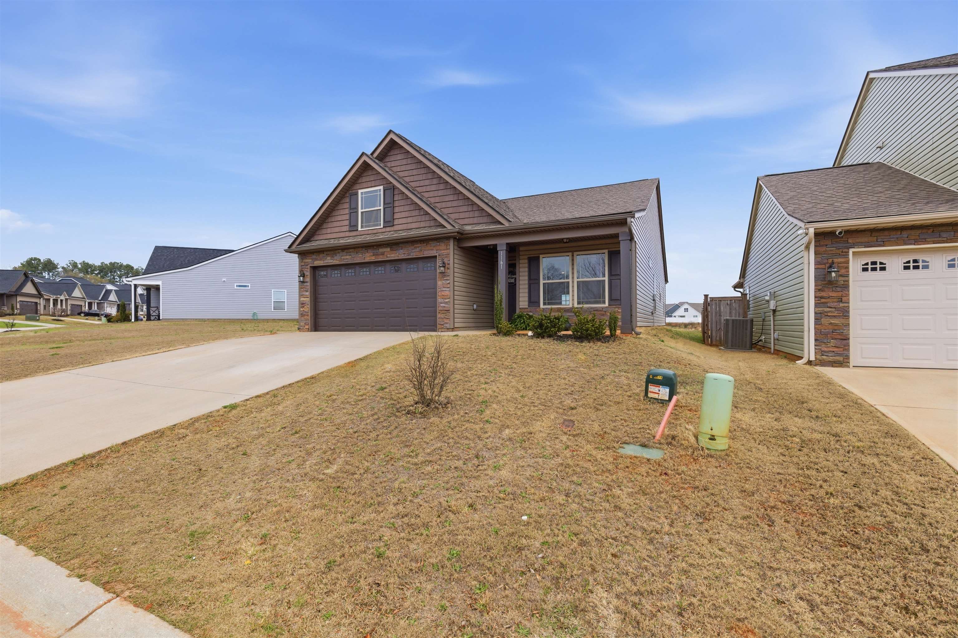 1161 Wanley Way Boiling Springs, SC 29316 - Photo 3 of 39