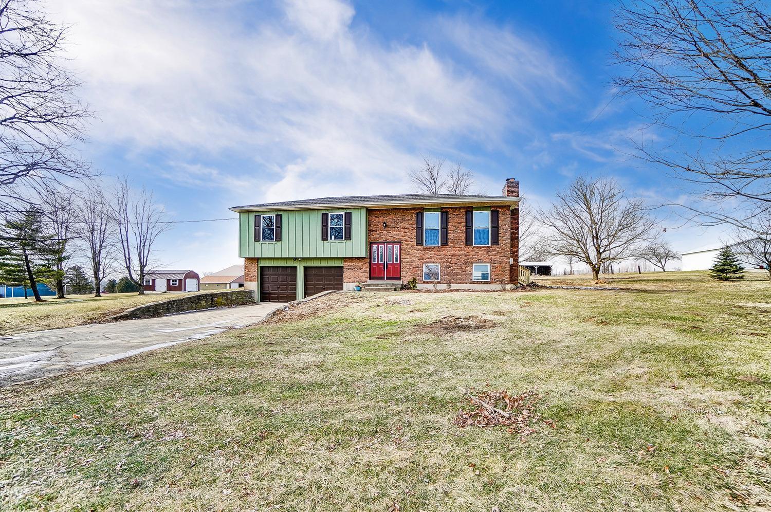 4643 West Elkton Road Hamilton, OH 45011 - Photo 3 of 46