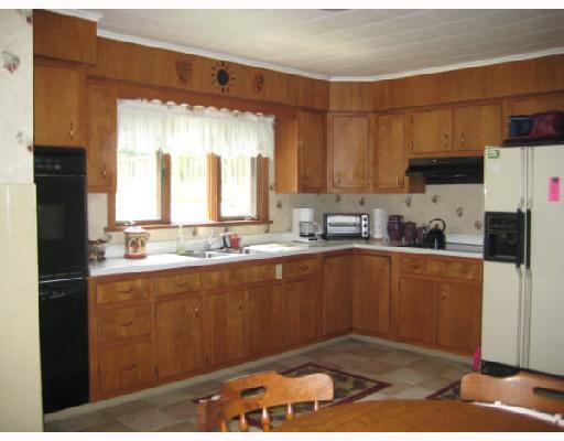 1259 Savannah Road New Castle, PA 16101 - Photo 5 of 8 Kitchen.