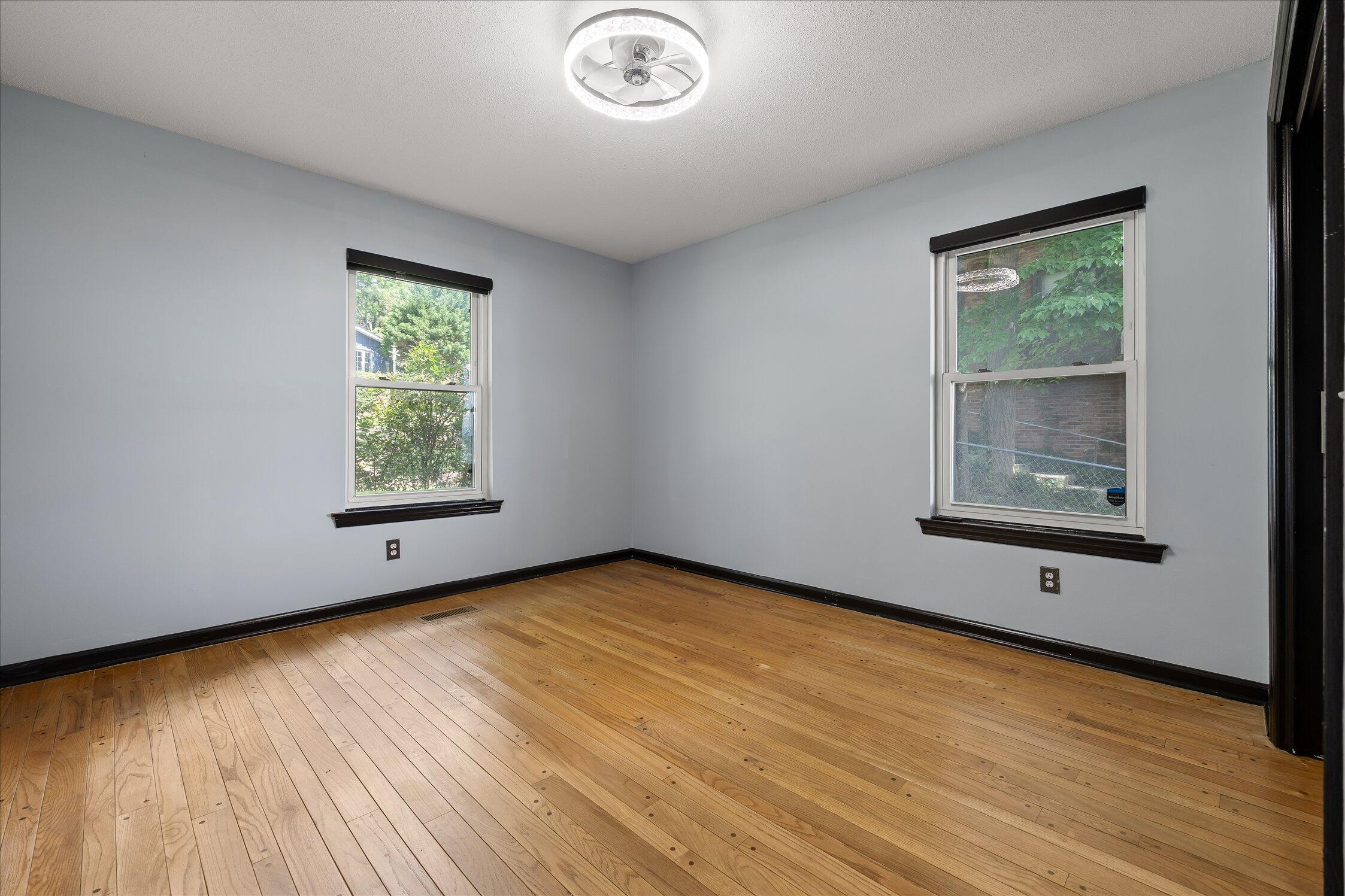 302 Walsh Road Chattanooga, TN 37405 - Photo 52 of 84 67-302 Walsh Rd-43
