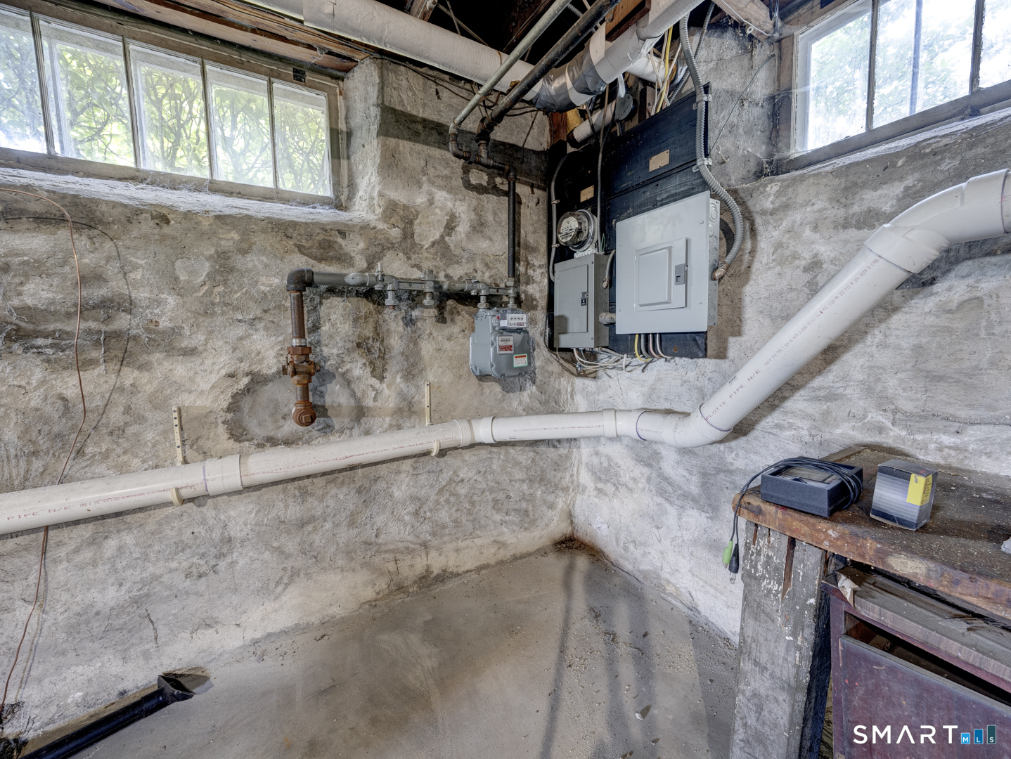 81 Chestnut Street Windham, CT 06226 - Photo 34 of 40 electrical Panel