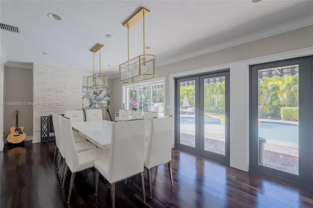 $2,450,000 | 8500 Southwest 70th Street, Miami, FL 33143