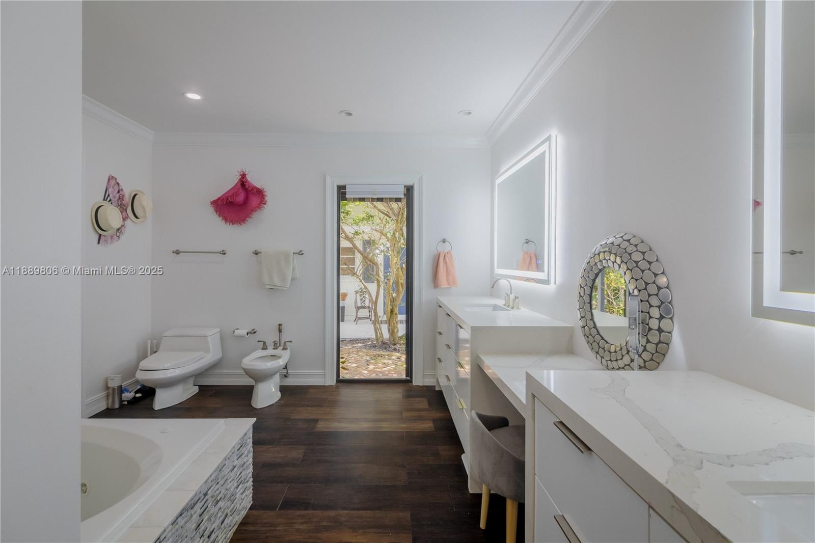 8500 Southwest 70th Street Miami, FL 33143 - Photo 42 of 80