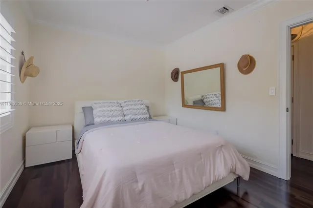 $2,450,000 | 8500 Southwest 70th Street, Miami, FL 33143