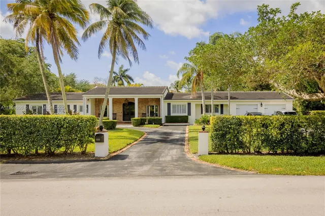 $2,450,000 | 8500 Southwest 70th Street, Miami, FL 33143