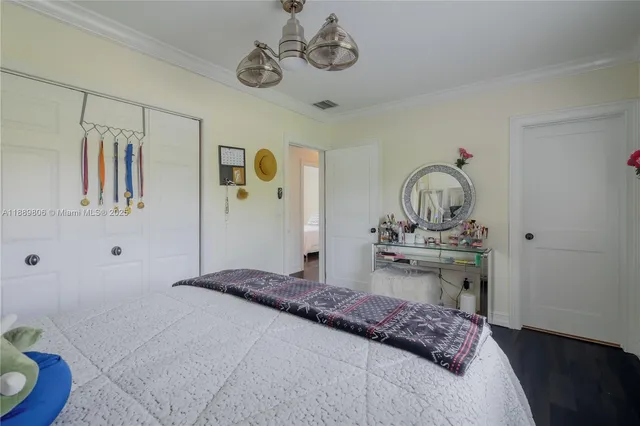 $2,450,000 | 8500 Southwest 70th Street, Miami, FL 33143