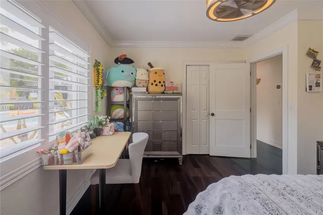 $2,450,000 | 8500 Southwest 70th Street, Miami, FL 33143