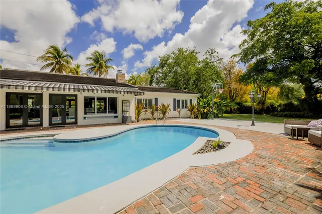 $2,450,000 | 8500 Southwest 70th Street, Miami, FL 33143