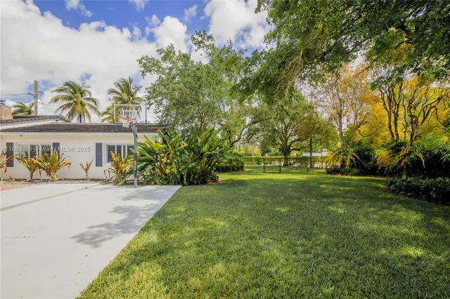 $2,450,000 | 8500 Southwest 70th Street, Miami, FL 33143