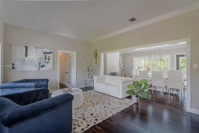 $2,450,000 | 8500 Southwest 70th Street, Miami, FL 33143