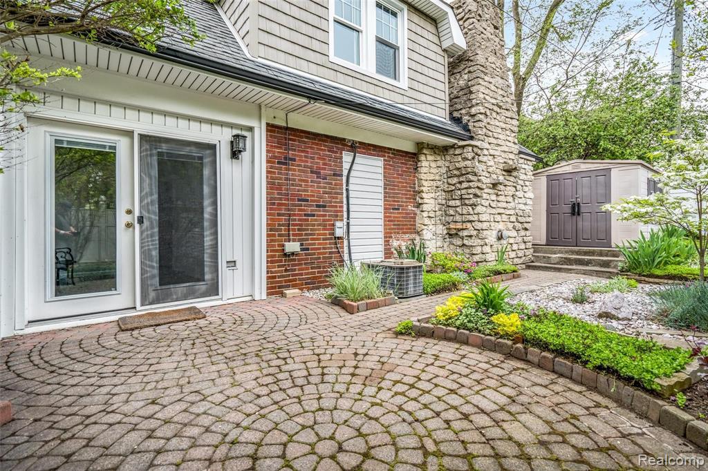 316 Romeo Road Rochester, MI 48307 - Photo 16 of 22