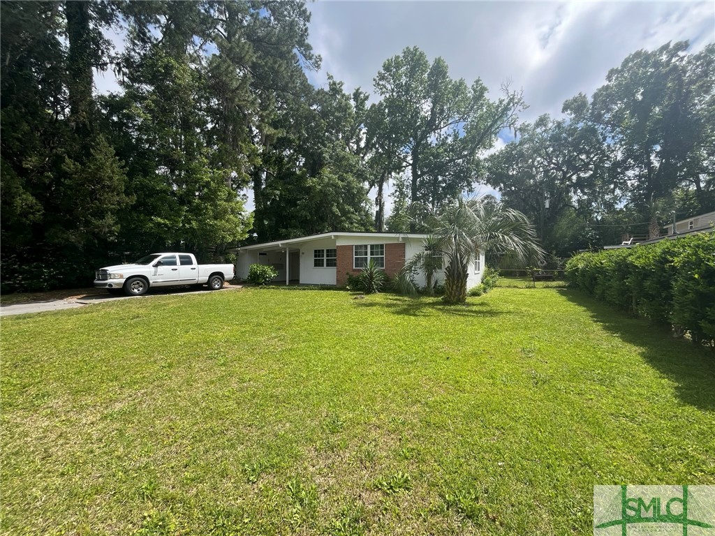 703 Stuart Street Savannah, GA 31405 - Photo 2 of 15