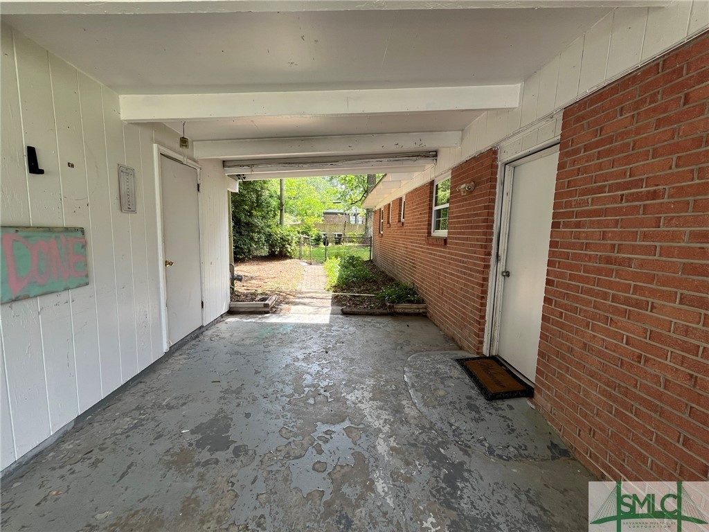 703 Stuart Street Savannah, GA 31405 - Photo 3 of 15