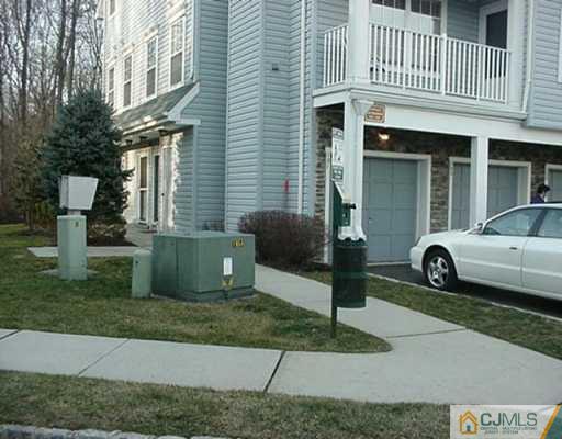 151 Prestwick Way Edison, NJ 08820 - Photo 1 of 8 Gallery Image 1