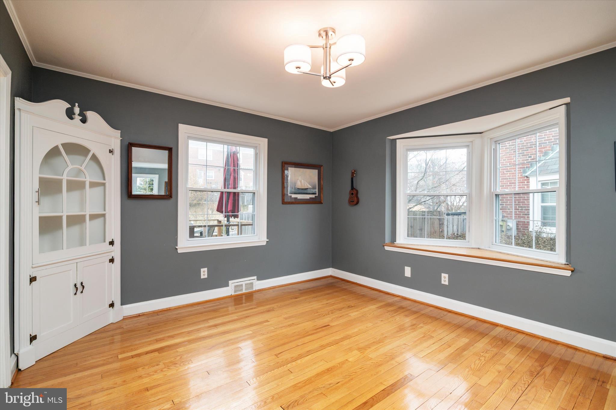 8122 Glen Gary Road Towson, MD 21286 - Photo 9 of 48