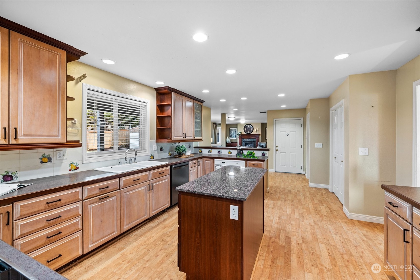 1002 North 28th Place Renton, WA 98056 - Photo 14 of 39 Gallery Image 14