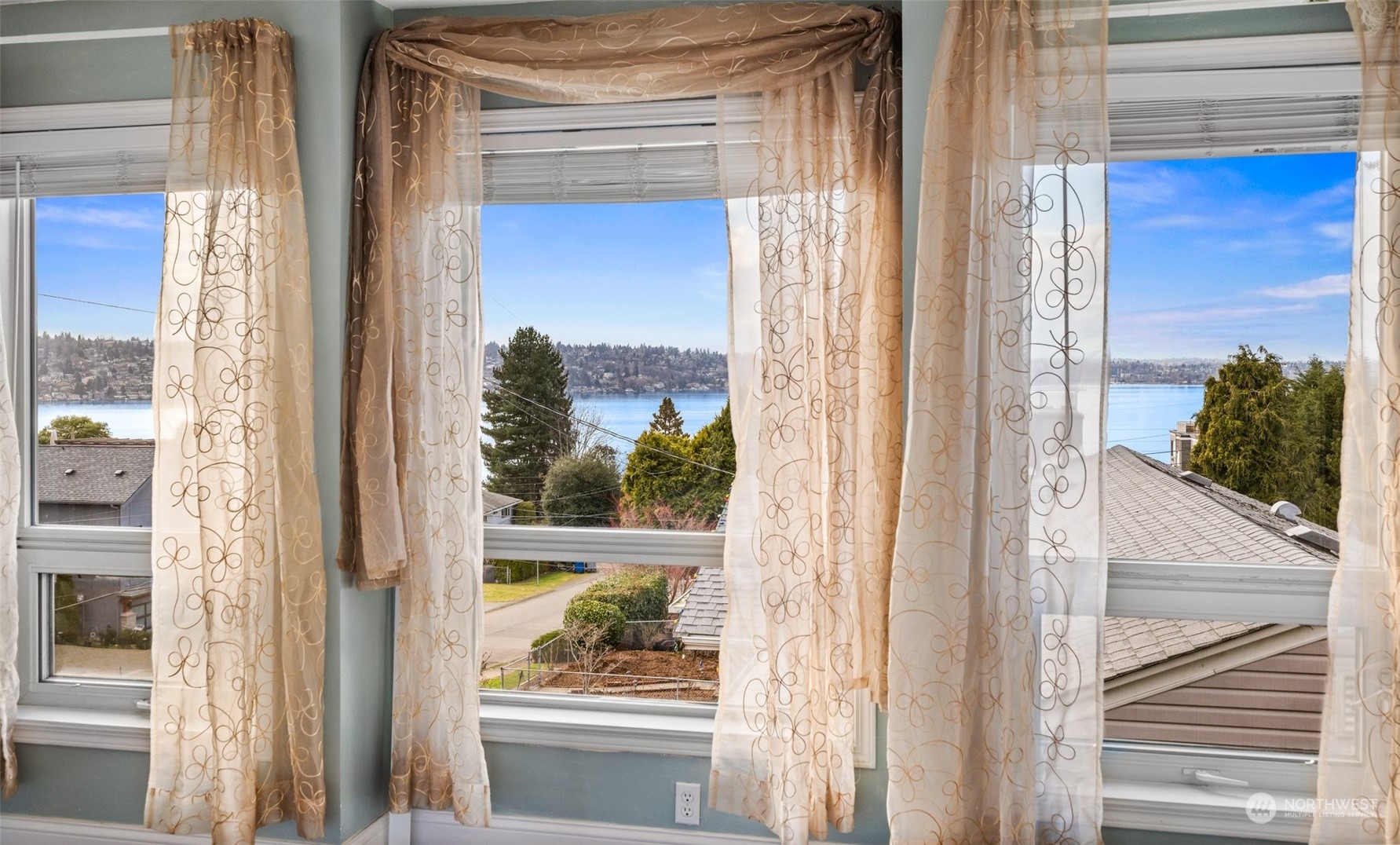 1002 North 28th Place Renton, WA 98056 - Photo 25 of 39 Gallery Image 25