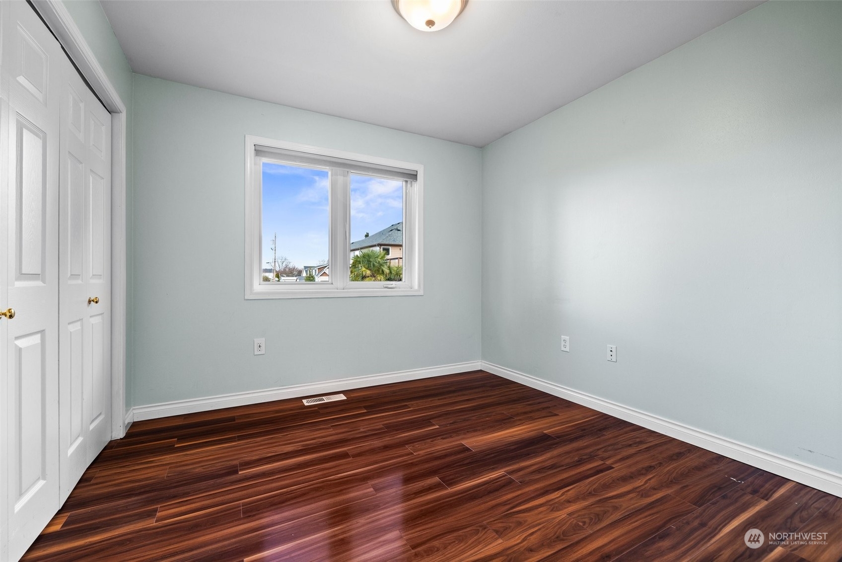 1002 North 28th Place Renton, WA 98056 - Photo 32 of 39 Gallery Image 32