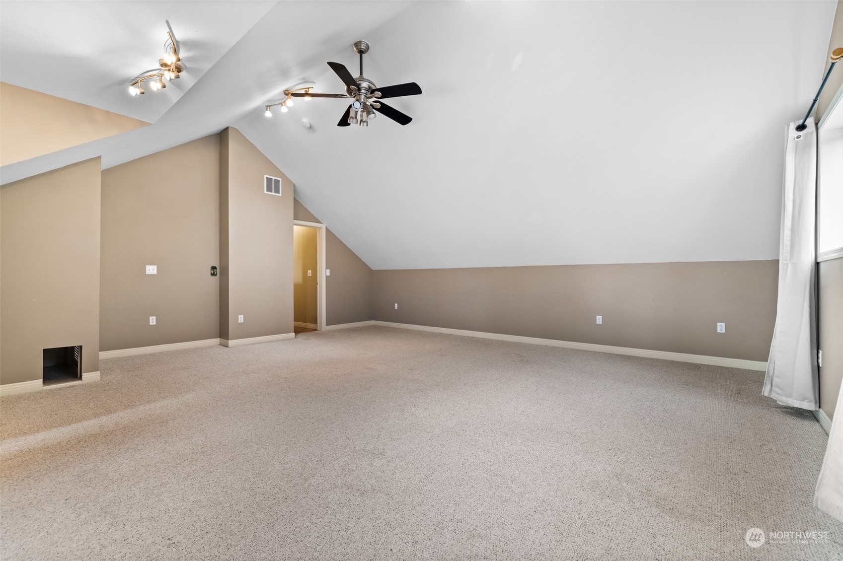 1002 North 28th Place Renton, WA 98056 - Photo 35 of 39 Gallery Image 35