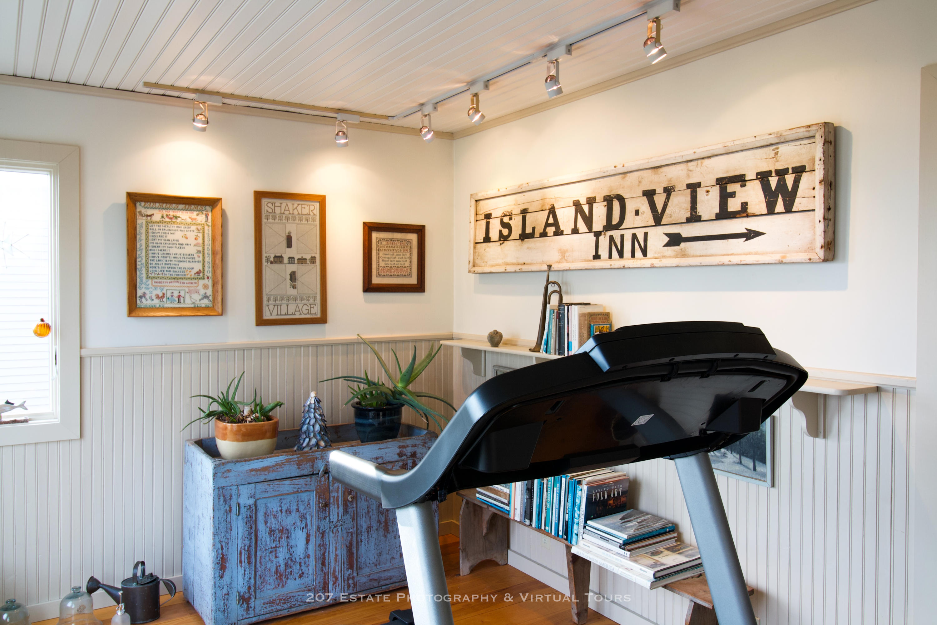 80 Moontide Castine, ME 04421 - Photo 17 of 66 80 Moontide, Castine-08