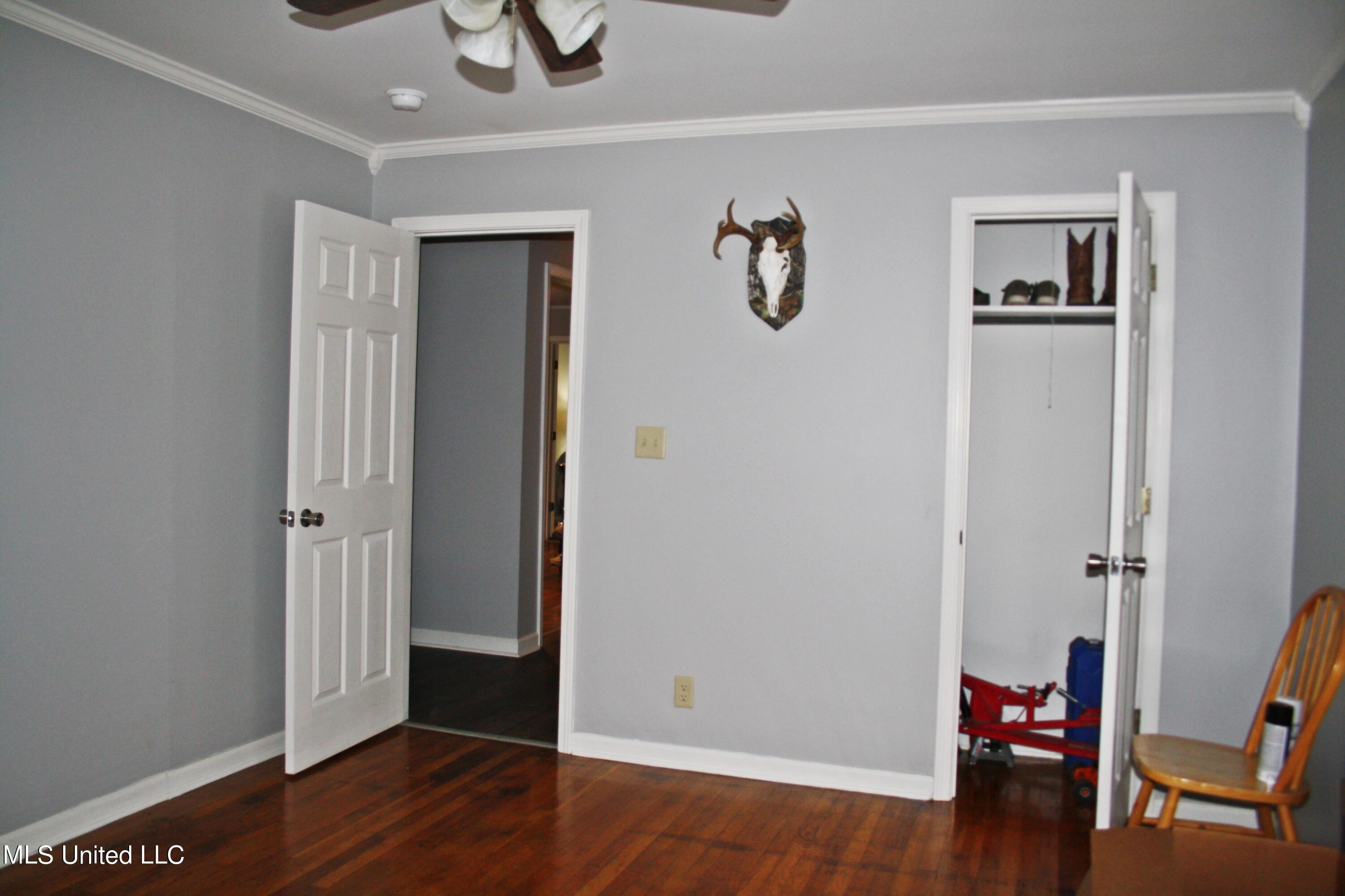 1334 Brownlee Road Sarah, MS 38665 - Photo 13 of 24 bedroom1-2