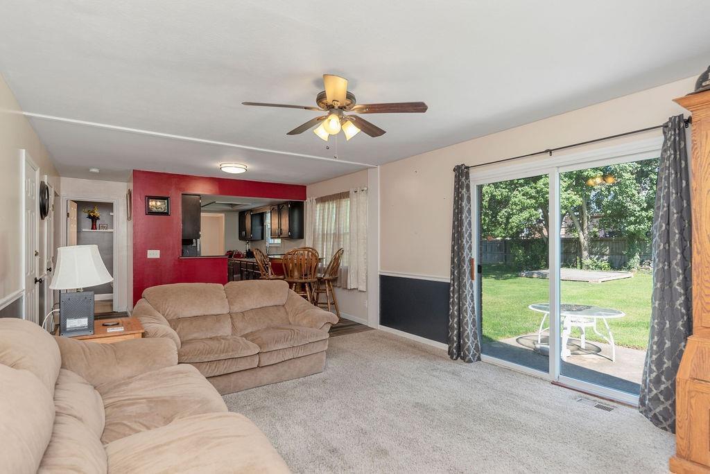 8214 Woodruff Road Cincinnati, OH 45255 - Photo 10 of 35