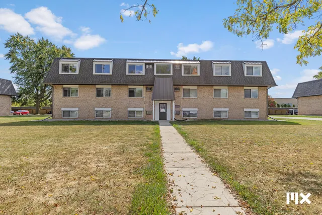 $3,600,000 | 757 West Shepherd Street, Charlotte, MI 48813