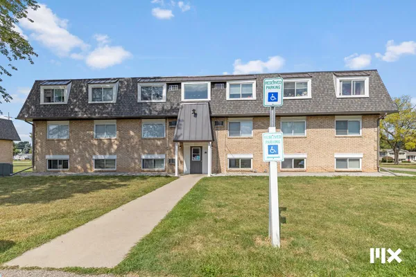 $3,550,000 | 757 West Shepherd Street, Charlotte, MI 48813