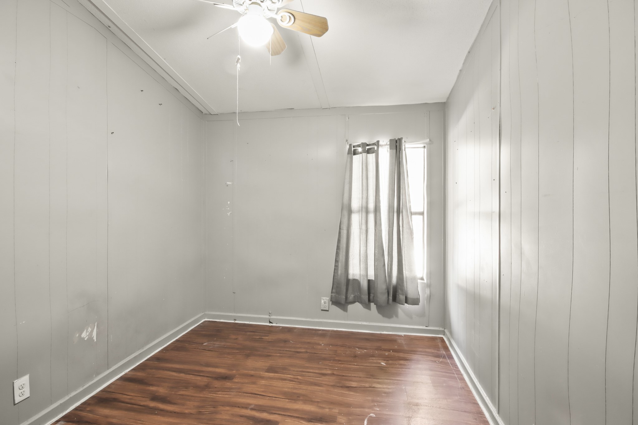 17317 East Greenleaf Lane Conroe, TX 77306 - Photo 17 of 24 a view of entryway with wooden floor