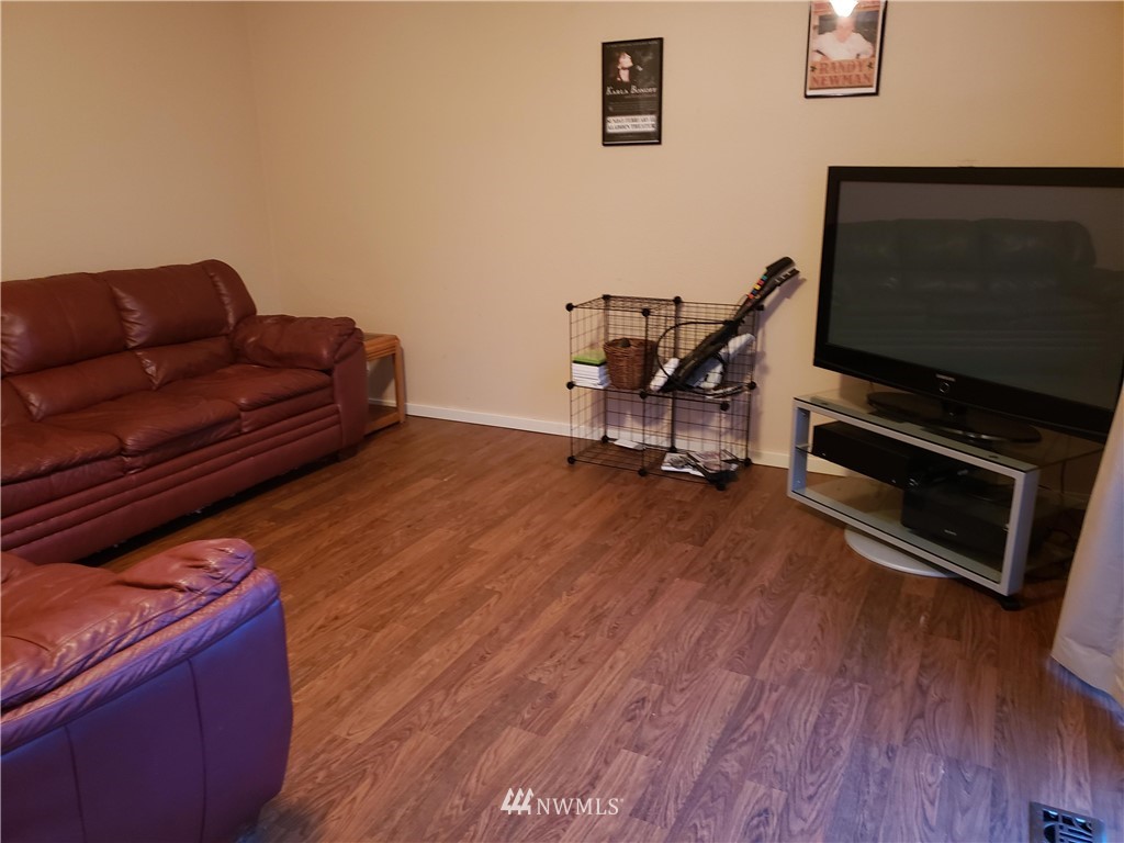 1304 Chilton Road Aberdeen, WA 98520 - Photo 16 of 27 Gallery Image 16