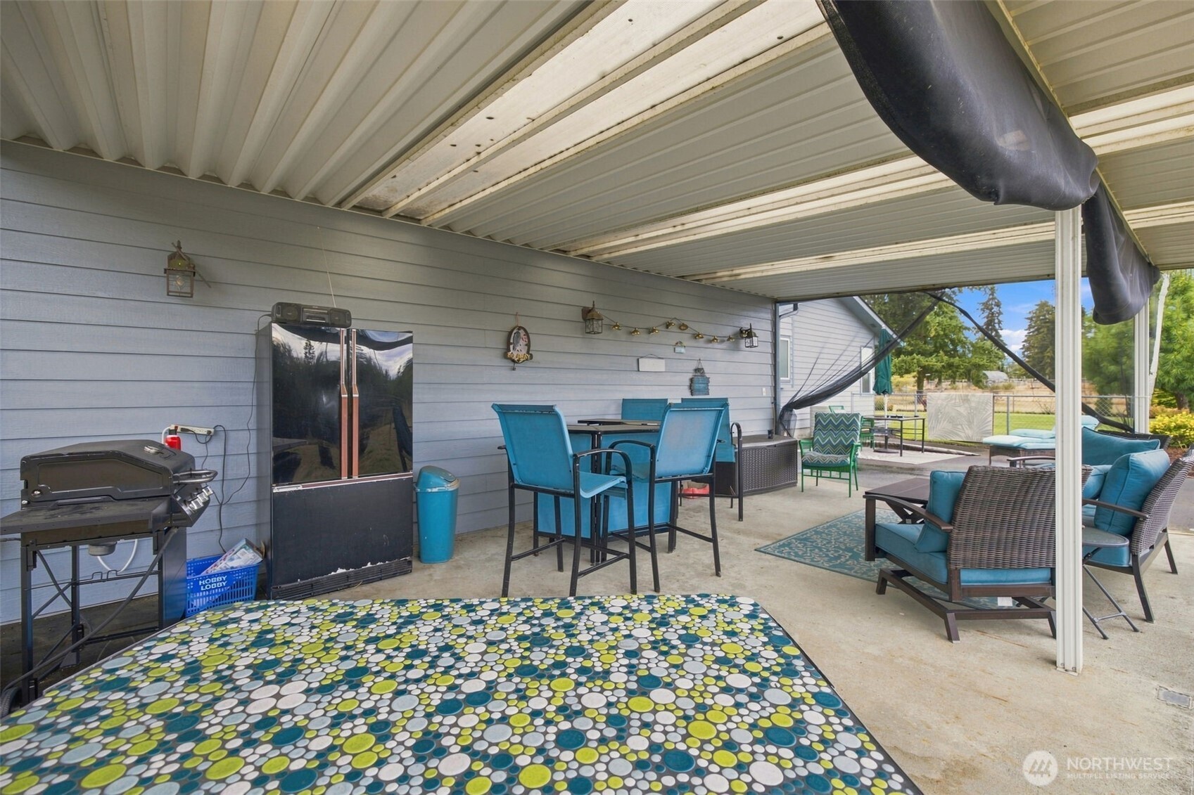 12424 Moes Road Southeast Rainier, WA 98576 - Photo 8 of 40 Gallery Image 8