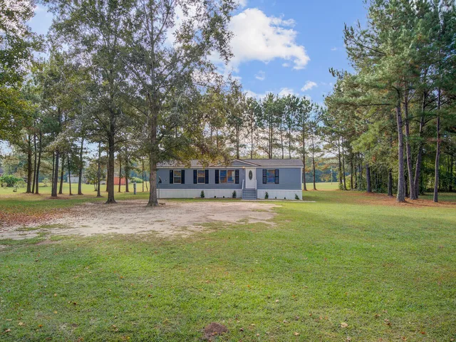 $198,900 | 423 Broomford Hill Lane, St. Stephen, SC 29479