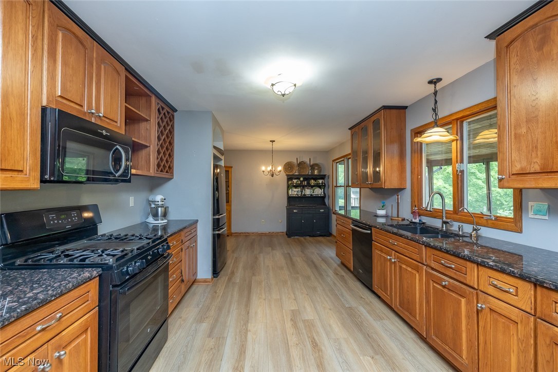 357 Leatherman Road Wadsworth, OH 44281 - Photo 8 of 34 Gallery Image 8