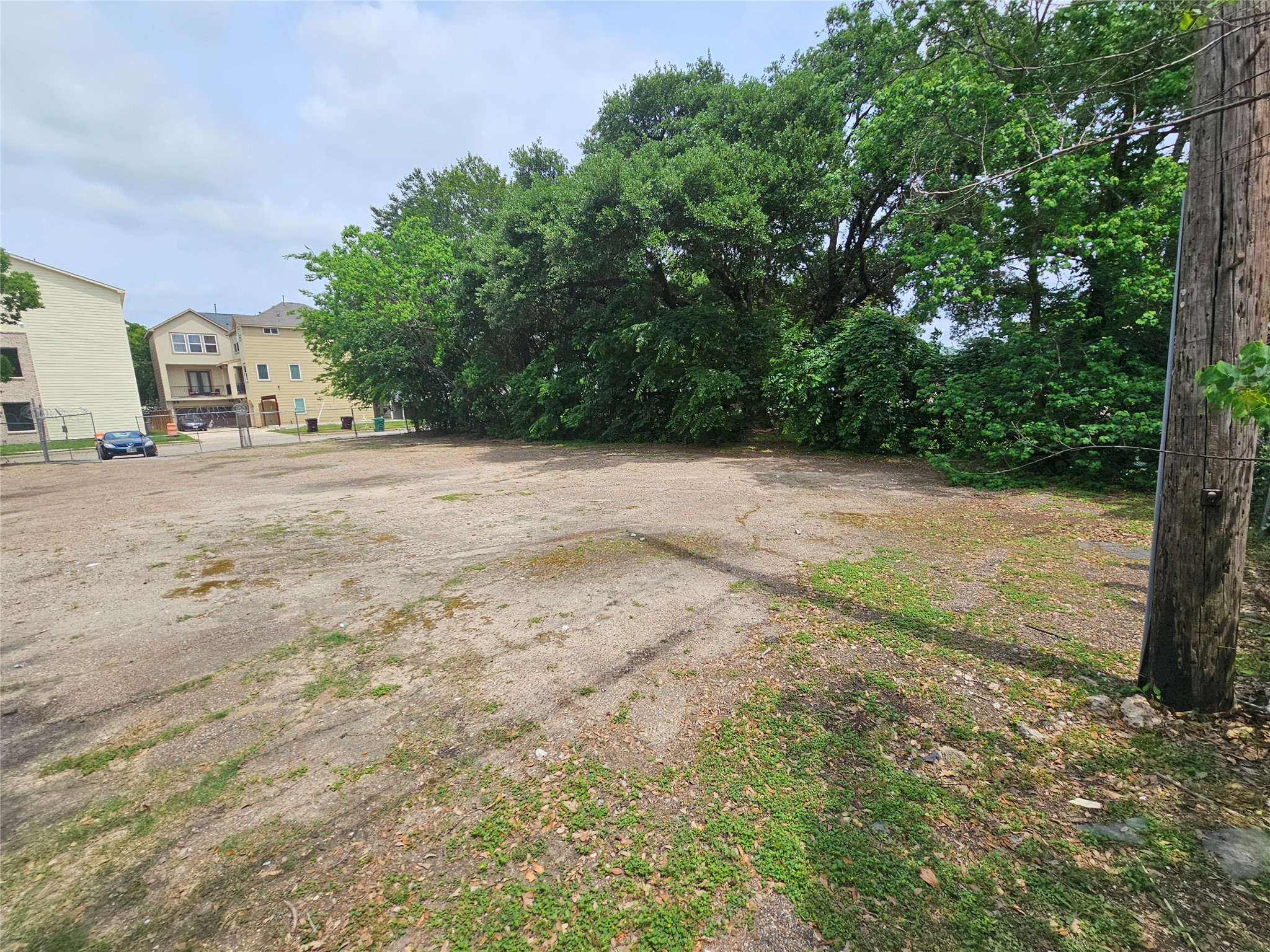 3330 Kilgore Street Houston, TX 77021 - Photo 2 of 12 View of 3330 and3334 Kilgore