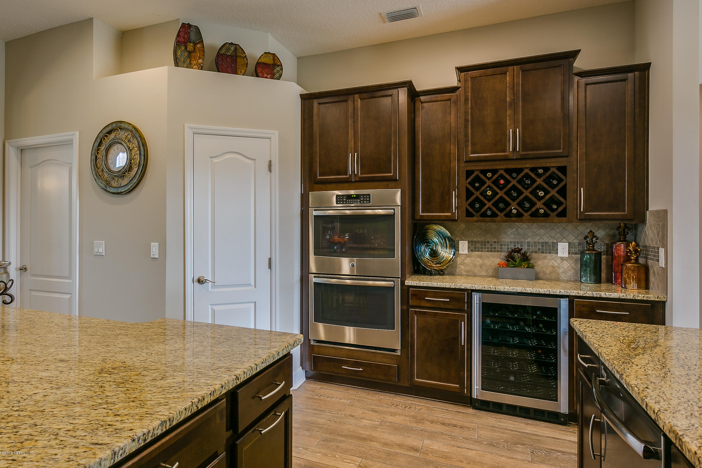15252 Forest Trail Road Jacksonville, FL 32234 - Photo 16 of 51 Kitchen_Double_Ovens
