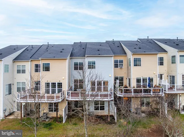 $3,500 | 20619 Erskine Terrace, Ashburn, VA 20147