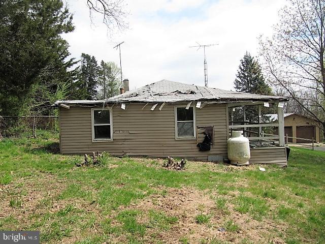 482 Trinity Road York, PA 17408 - Photo 6 of 24 Gallery Image 6