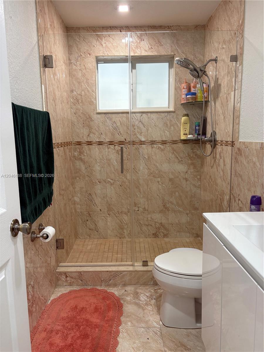 734 East 39th Street Hialeah, FL 33013 - Photo 20 of 55