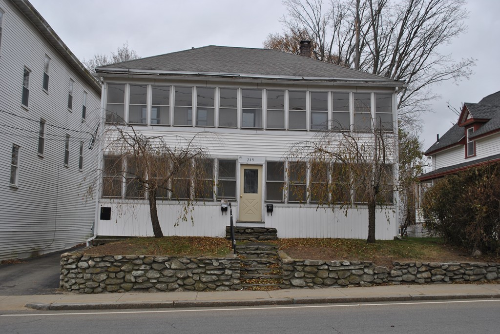 249 Main Street Gardner, MA 01440 - Photo 1 of 24 Gallery Image 1