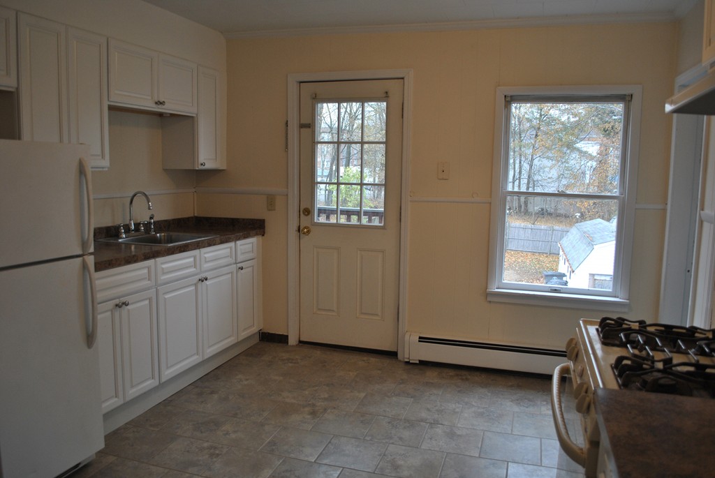 249 Main Street Gardner, MA 01440 - Photo 13 of 24 Gallery Image 13