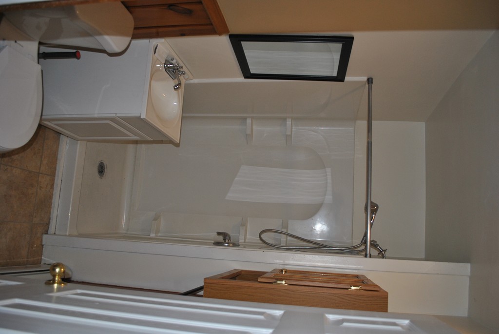 249 Main Street Gardner, MA 01440 - Photo 16 of 24 Gallery Image 16
