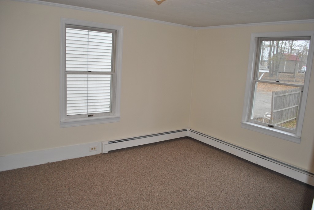 249 Main Street Gardner, MA 01440 - Photo 9 of 24 Gallery Image 9