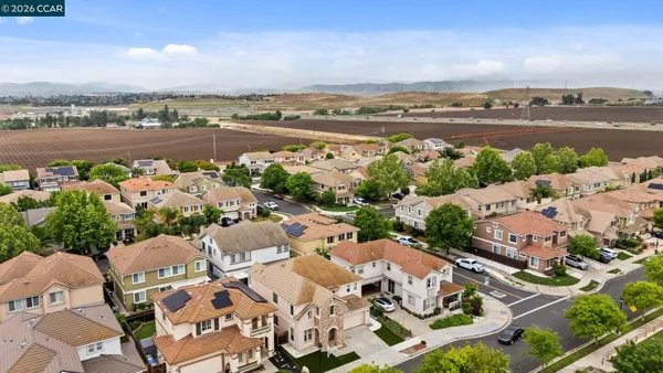 $699,000 | 2404 Tamalpais Avenue, Brentwood, CA 94513