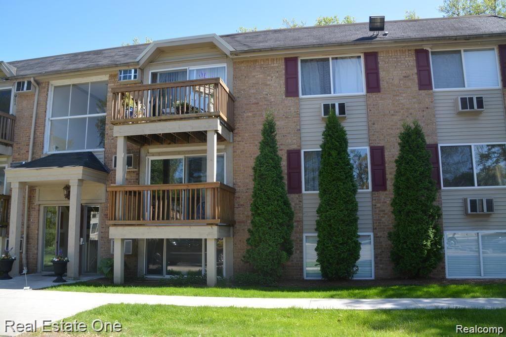 417 Parkdale Avenue, Unit 2 Rochester, MI 48307 - Photo 1 of 13