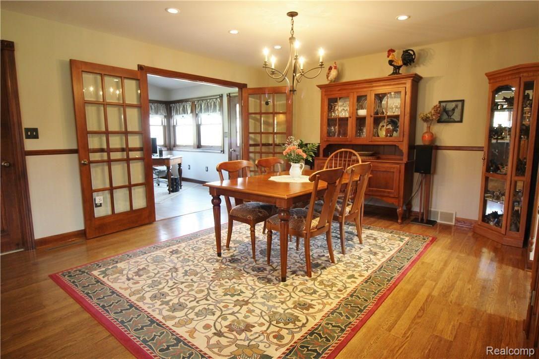 16163 Bak Road Belleville, MI 48111 - Photo 23 of 62 IMG_1093.JPG
