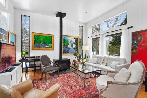 Undisclosed Address, East Hampton, NY 11937