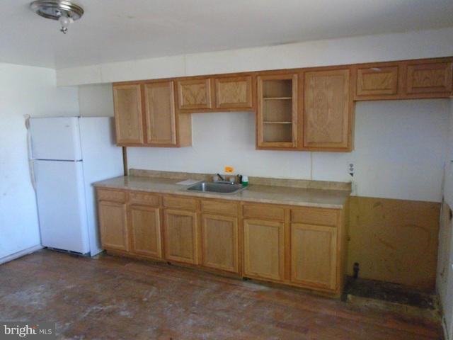 7956 Lansdale Road Baltimore, MD 21224 - Photo 3 of 17 Kitchen