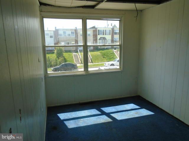7956 Lansdale Road Baltimore, MD 21224 - Photo 10 of 17 Bedroom