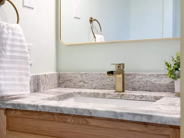 $423,000 | 1202 West Beverley Street, Staunton, VA 24401