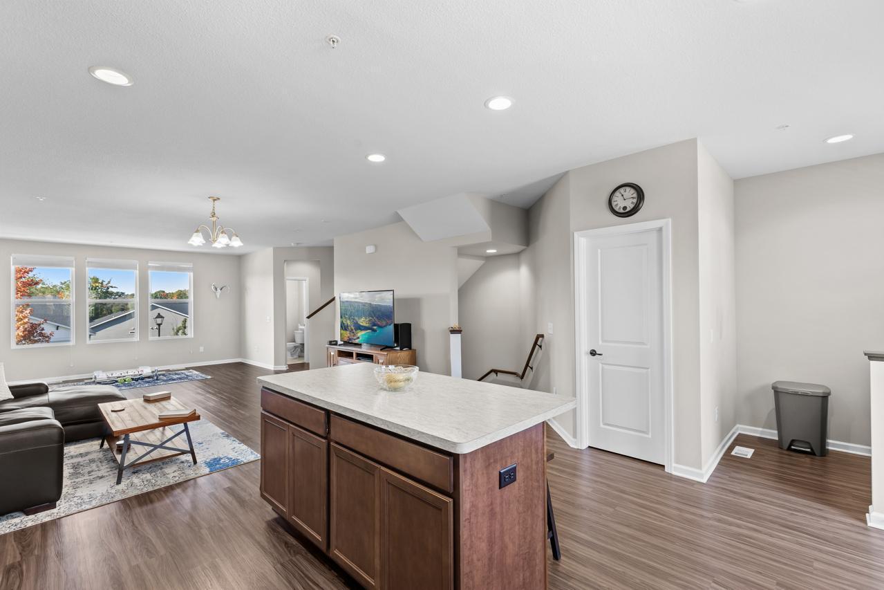 5248 Hampton Street Northeast Prior Lake, MN 55372 - Photo 5 of 28